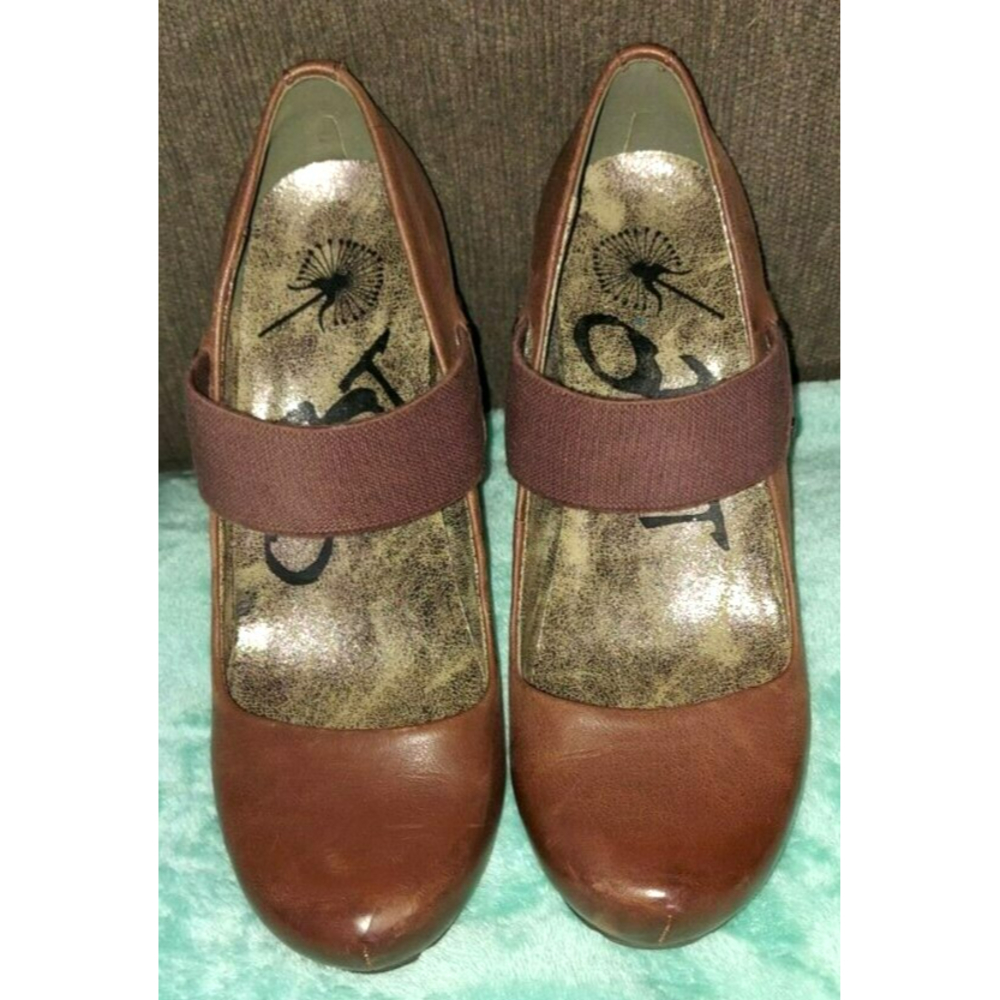 OTBT Womens Brown Mary Jane Platform Sandal Studded Leather Size 7.5 US